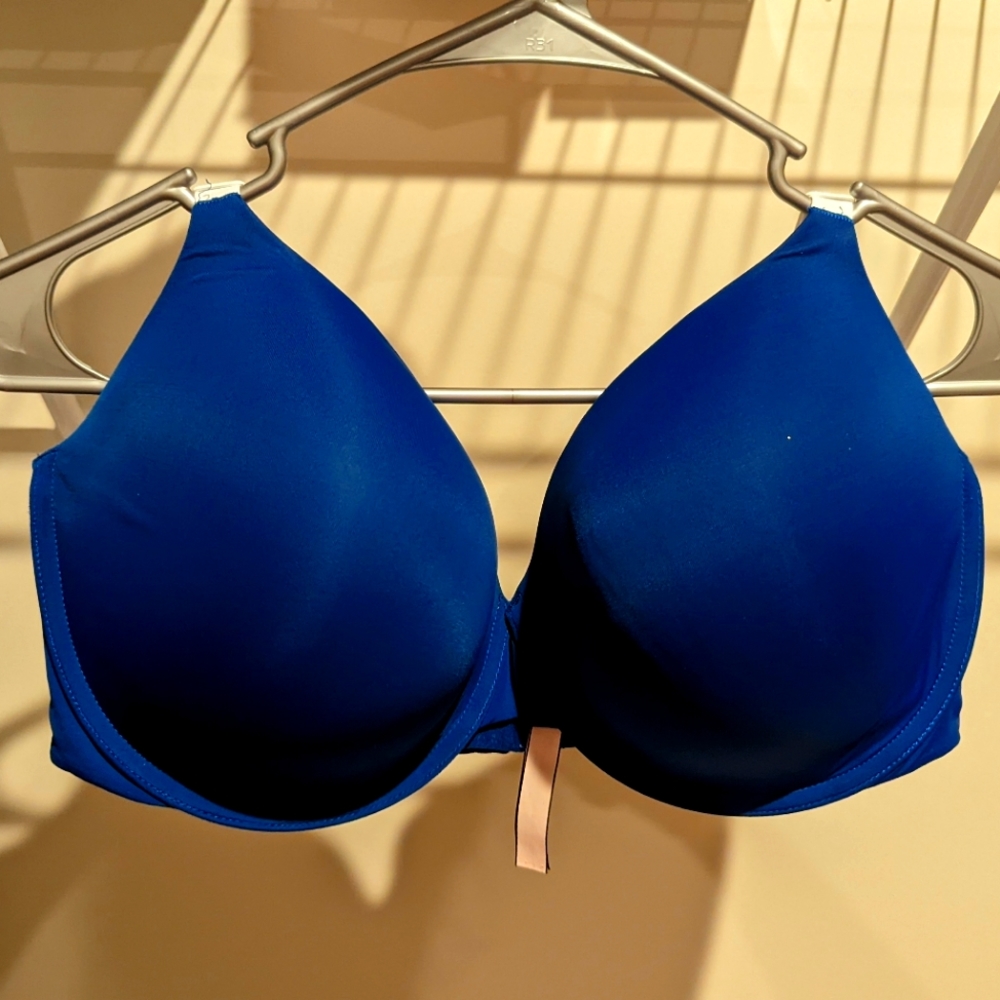 Victoria's Secret T-shirt Bra